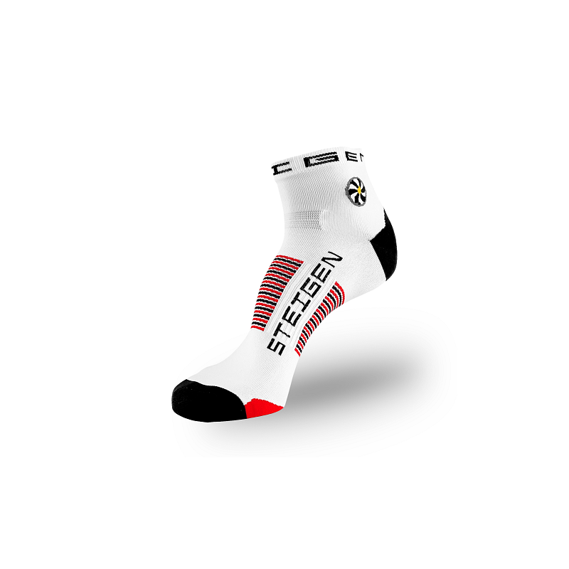 Chaussettes techniques avec coussinet avant-pied, soutien de l’arche, respirabilité et maintien optimal.
